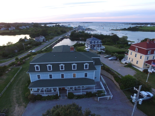 Imagen general del Hotel Payne\'s Harbor View Inn. Foto 1