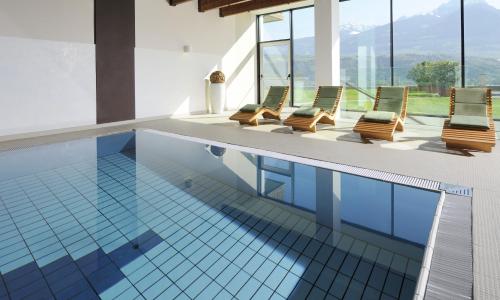 Imagen de la piscina del Hotel Pazeider. Foto 7
