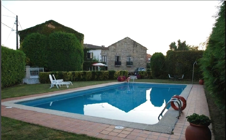 Imagen de la piscina del Hotel Pazo Carrasqueira. Foto 19