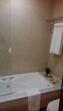 Imagen de la habitación del Hotel Pazo De Bendoiro. Foto 12