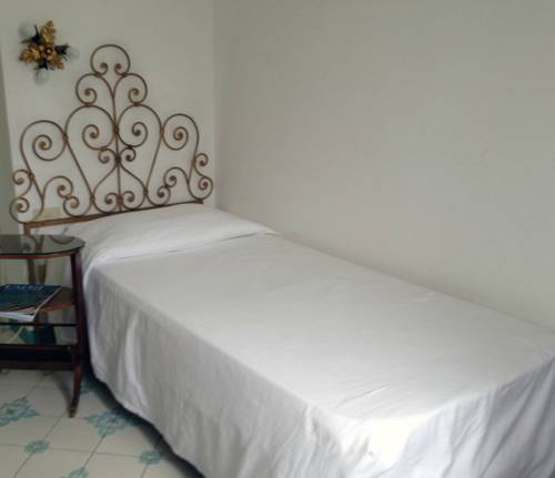 Imagen de la habitación del Hotel Pazziella Garden and Suites. Foto 9