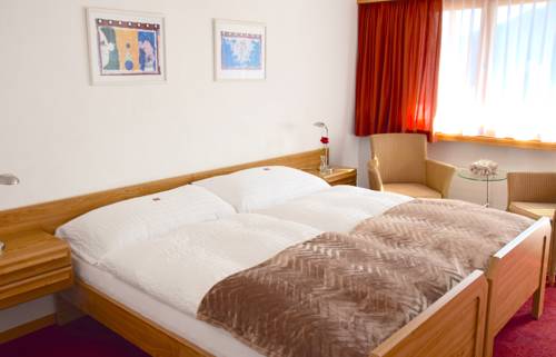 Imagen de la habitación del Hotel Pazzola. Foto 15