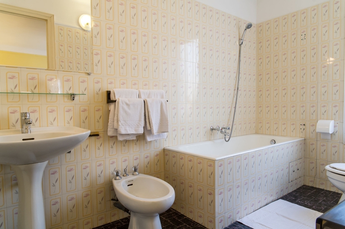 Imagen de la habitación del Hotel Pb - Paris-barcelone. Foto 1
