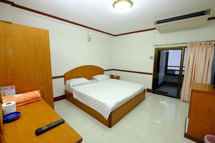 Imagen general del Hotel Pc Palace. Foto 12