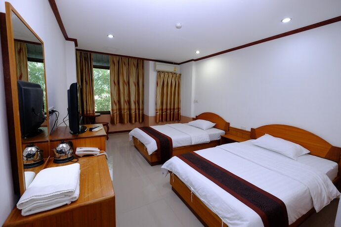 Imagen de la habitación del Hotel Pc Palace. Foto 21