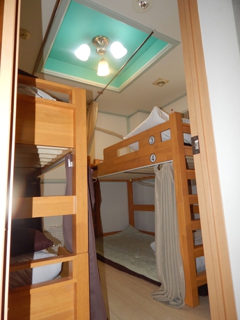 Imagen de la habitación del Hotel Peace House Suzunami - Hostel. Foto 13