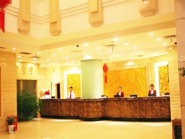 Imagen de los interiores del Hotel Peace International Hotel - Shangrao. Foto 18