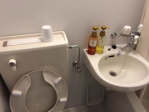 Imagen de la habitación del Hotel Peace International Ichinomiya. Foto 17