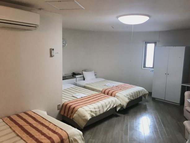 Imagen de la habitación del Hotel Peace Land Naha. Foto 4