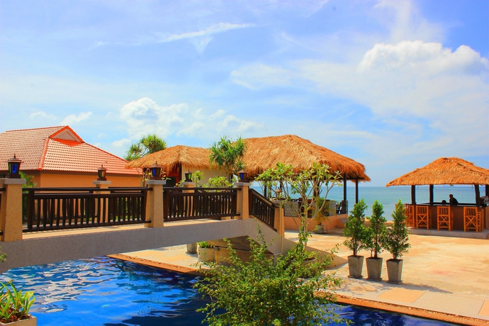 Imagen de la piscina del Hotel Peace Paradise Beach. Foto 10