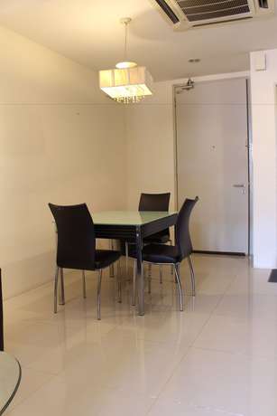 Imagen de la habitación del Hotel Peaceful Service Suites at Taragon Puteri Bintang. Foto 5
