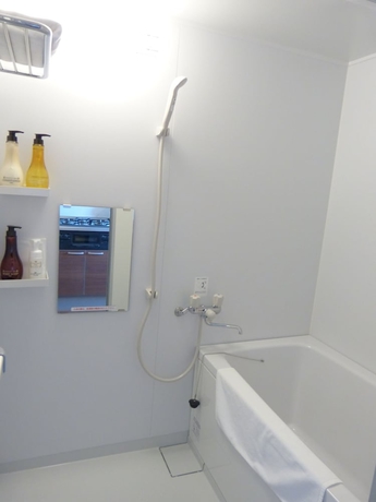 Imagen de la habitación del Hotel Peacely In Miyakojima Nexus. Foto 15