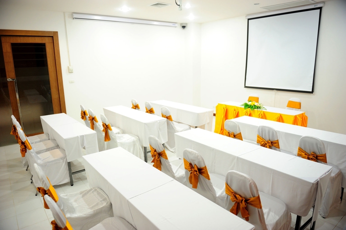 Imagen de los interiores del Hotel Peach Blossom Resort. Foto 9