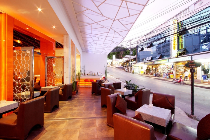 Imagen del bar/restaurante del Hotel Peach Hill Resort. Foto 5