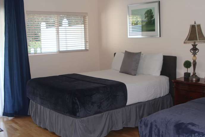 Imagen de la habitación del Hotel Peach Tree Inn, San Luis Obispo. Foto 12