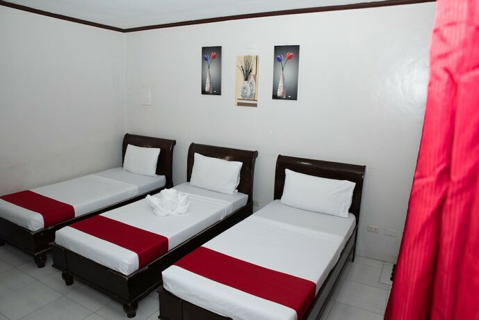 Imagen de la habitación del Hotel Peach Tree Lodge. Foto 22