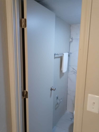 Imagen de los interiores del Hotel Peachtree Inn and suites. Foto 13