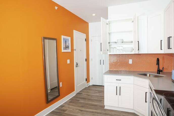 Imagen de la habitación del Hotel Peachtree Suites. Foto 16