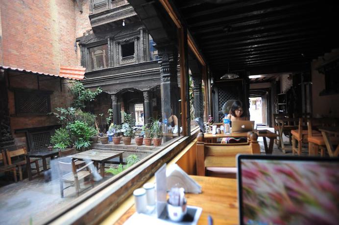 Imagen del bar/restaurante del Hotel Peacock Guest House. Foto 3