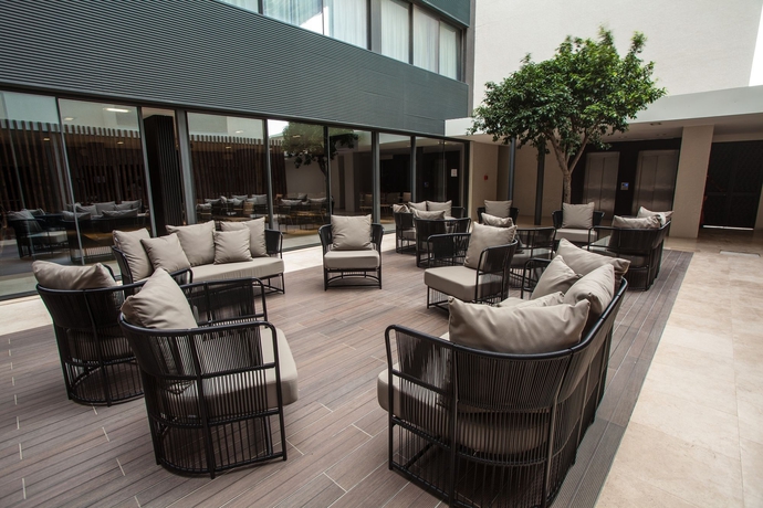 Imagen de los interiores del Hotel P&eacute;rola. Foto 13