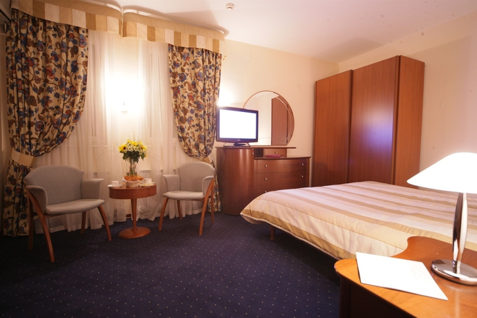 Imagen de la habitación del Hotel Peak Hotel. Foto 7