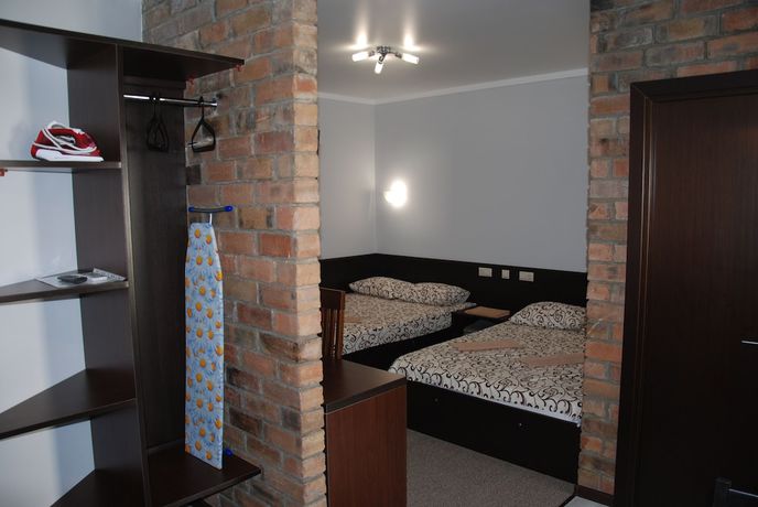 Imagen de la habitación del Hotel Peak Season. Foto 19