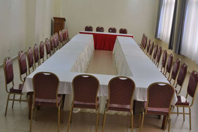 Imagen de los interiores del Hotel Peaks Limited. Foto 18