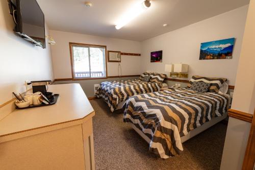 Imagen de la habitación del Hotel Peaks Lodge. Foto 8