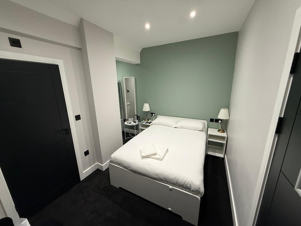 Imagen de la habitación del Hotel Pear Tree Inn. Foto 11
