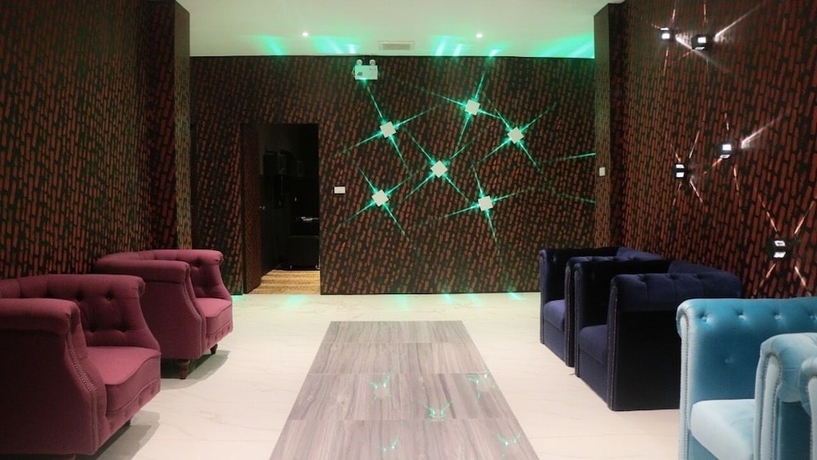 Imagen de los interiores del Hotel Pearl Andaman Resort Ranong Koh Koo. Foto 14