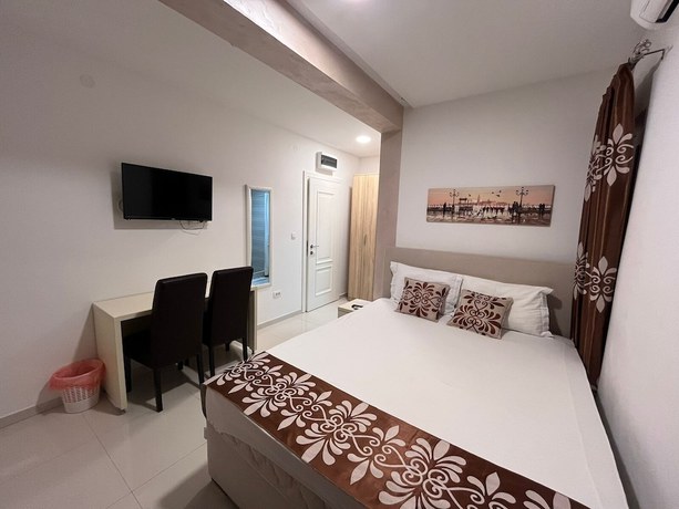 Imagen de la habitación del Hotel Pearl Apartments, Budva. Foto 5