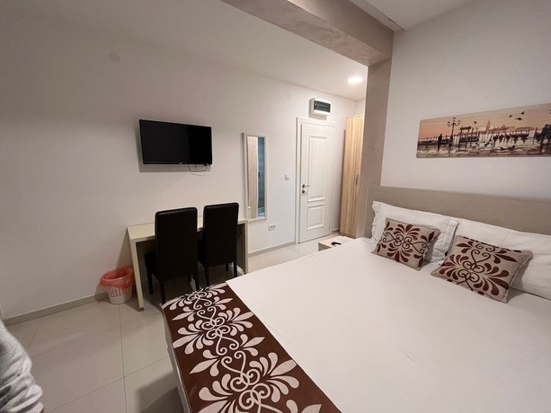 Imagen de la habitación del Hotel Pearl Apartments, Budva. Foto 6