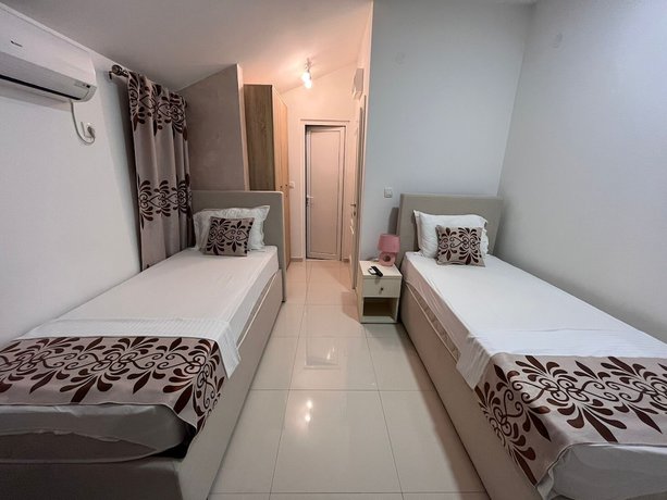 Imagen de la habitación del Hotel Pearl Apartments, Budva. Foto 8