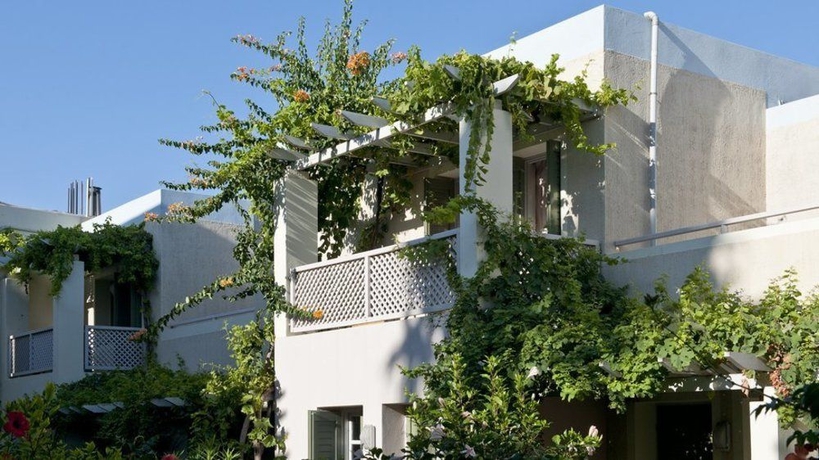 Imagen de los exteriores del Hotel Pearl Beach. Foto 11