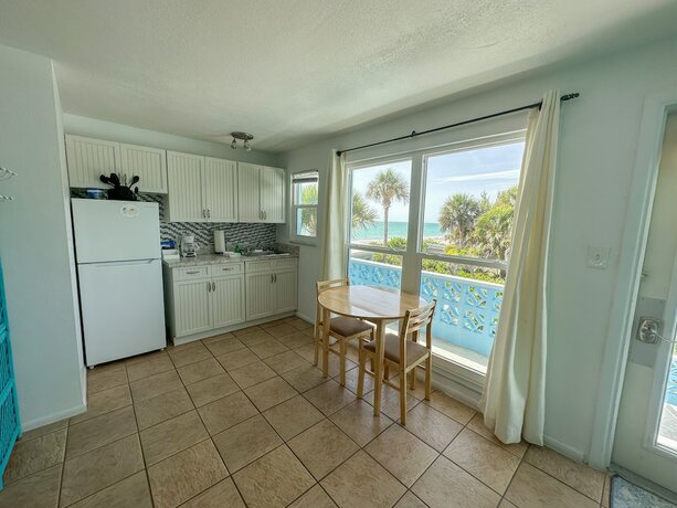 Imagen de la habitación del Hotel Pearl Beach Inn. Foto 13