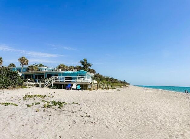 Imagen general del Hotel Pearl Beach Inn. Foto 9