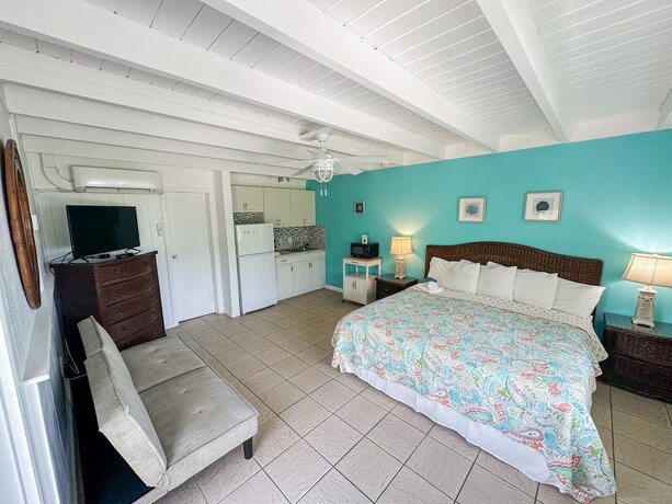 Imagen general del Hotel Pearl Beach Inn. Foto 10