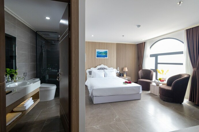Imagen de la habitación del Hotel Pearl Beach Quy Nhon. Foto 38