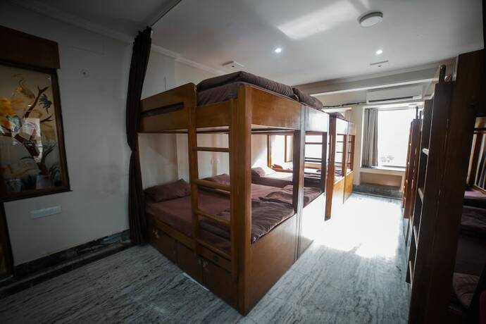 Imagen general del Hotel Pearl Courtyard Dormitory. Foto 3