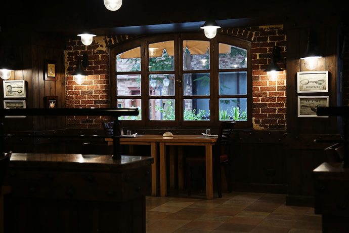 Imagen del bar/restaurante del Hotel Pearl, El Cairo. Foto 5