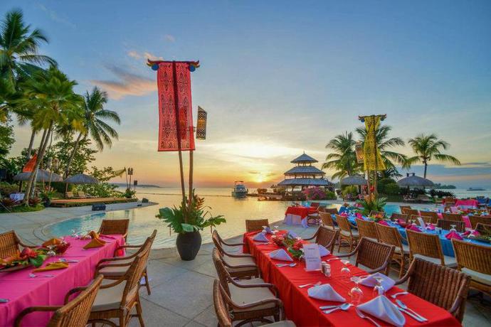 Imagen general del Hotel Pearl Farm Beach Resort. Foto 15
