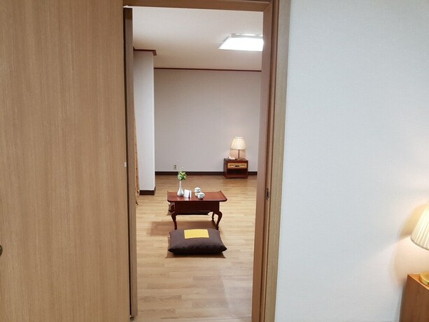 Imagen de la habitación del Hotel Pearl Jeju. Foto 26