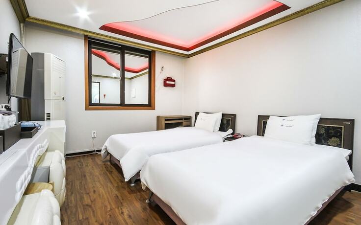 Imagen general del Hotel Pearl, Jinju. Foto 2