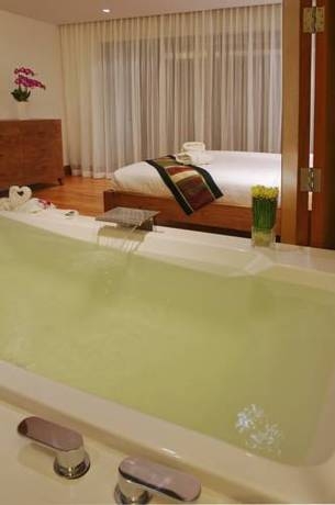 Imagen general del Hotel Pearl Of Naithon By Alexanders. Foto 6