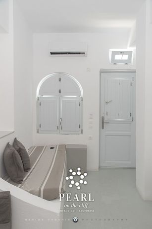 Imagen de la habitación del Hotel Pearl On The Cliff and Suites. Foto 5