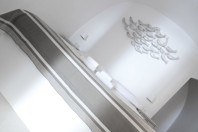 Imagen de la habitación del Hotel Pearl On The Cliff and Suites. Foto 11