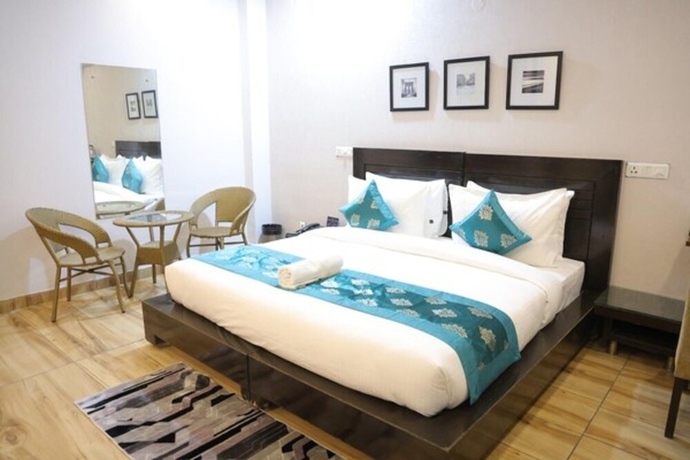Imagen de la habitación del Hotel Pearl Pavilion Nr Medanta By OTABoostup. Foto 2
