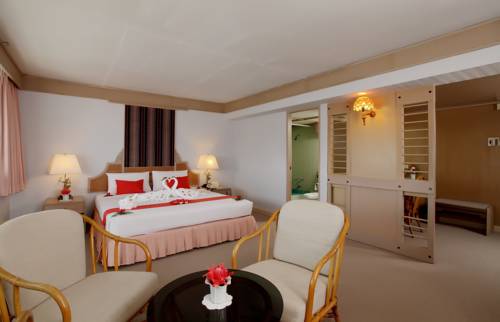Imagen de la habitación del Hotel Pearl, Phuket. Foto 5