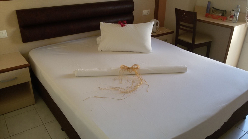 Imagen de la habitación del Hotel Pearl, Rodas Town. Foto 15