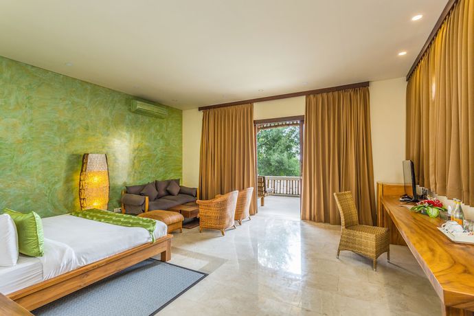 Imagen de la habitación del Hotel Pearl Sunset Resort. Foto 7